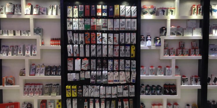 rủi ro khi kinh doanh phụ kiện điện thoại