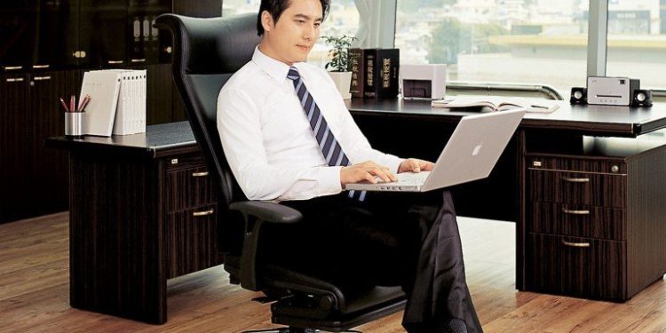 ghế giám đốc chất lượng