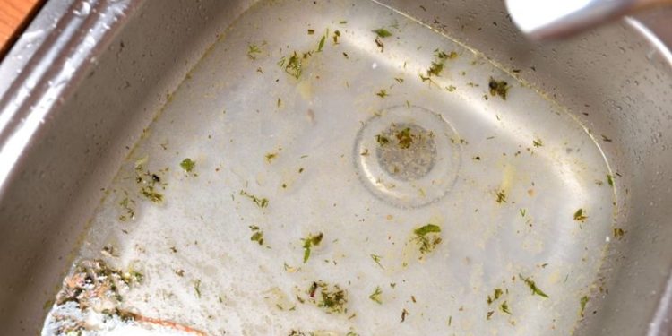 Bí quyết chống tắc nghẽn hệ thống thoát nước cho hộ gia đình